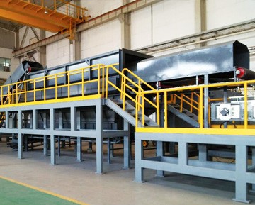 Stainless steel shield conveyor